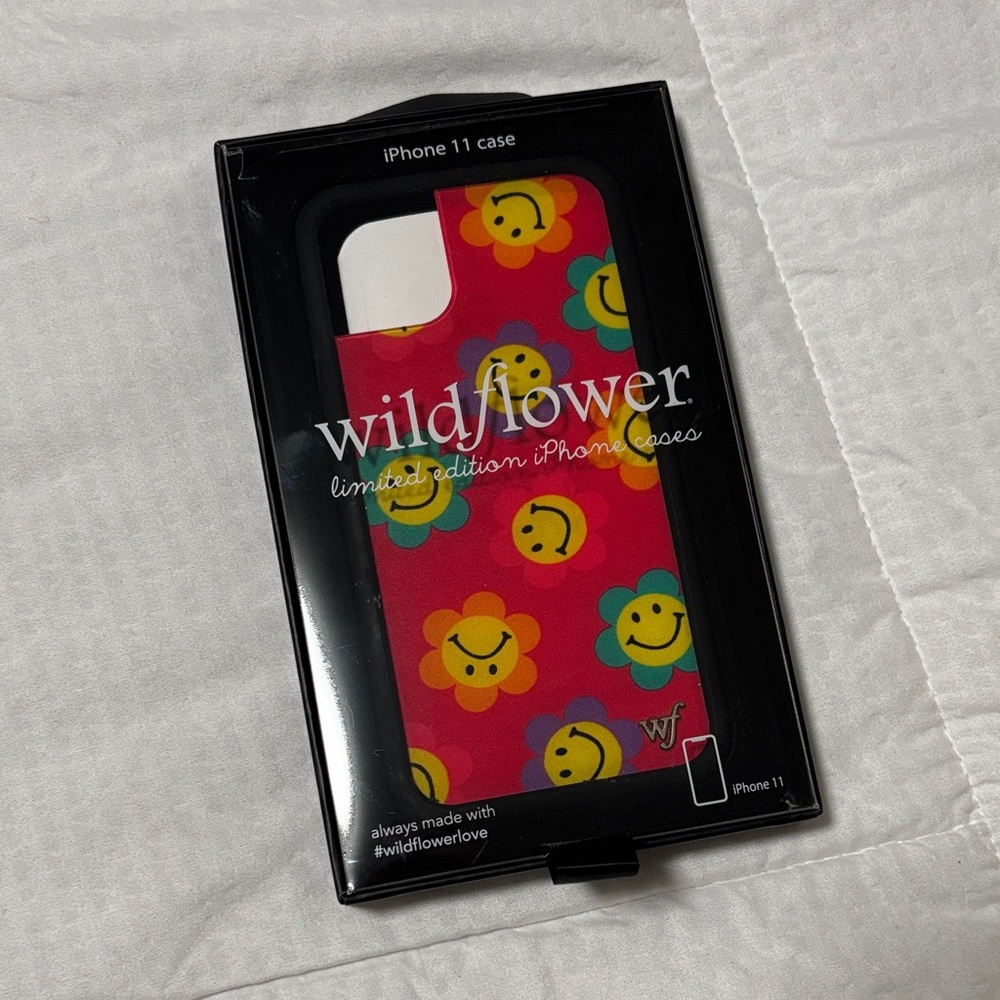 Wildflowers iPhone 11 Case - Colorful Smiley Flowers